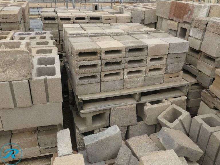 (24) Pallets of Concrete Blocks - Roller Auctions