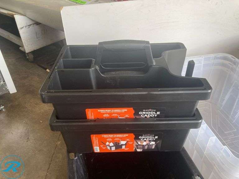 (8) New- Assorted Plastic containers 4 different models (see Photos) - Roller Auctions
