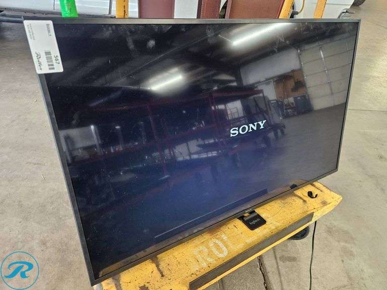 Sony XBR-55X800G 55” LED TV with Wall Mount - Roller Auctions