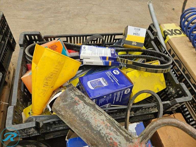 (3) Pallets of Automotive Filters, Fluids, Belts, Wiper Blades, and Miscellaneous Parts - Roller Auctions