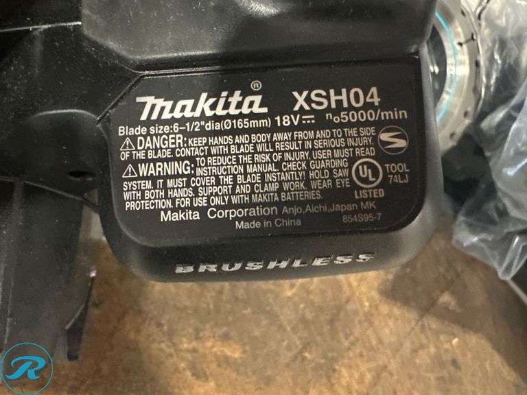 (4) Makita XSH04 18V Circular Saws - Roller Auctions