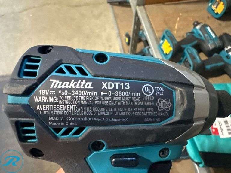 Makita XFD10 Drill and XDT13 Impact Driver with Bag, 18V - Roller Auctions
