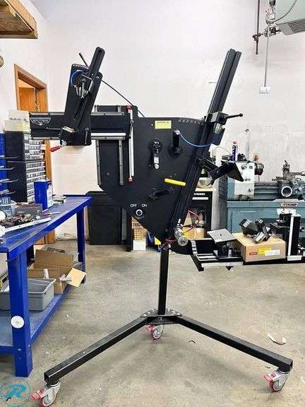 Sputnik Adjustable Bike Frame Welding Fixture with Rolling Stand