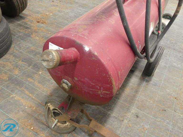 Towable Kerosene Tank - Roller Auctions