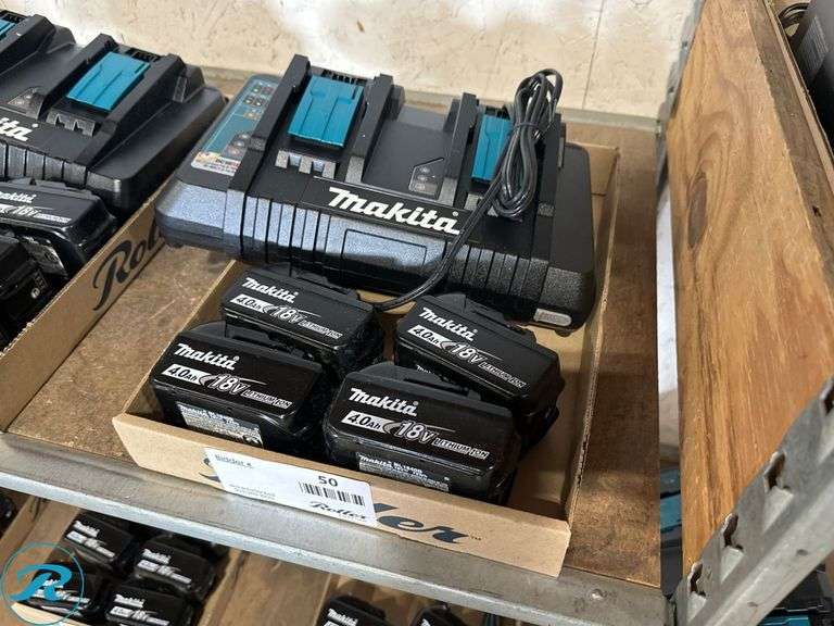 Makita DC18RD Dual Port Charger with (4) BL1840B 18V 4.0Ah Batteries