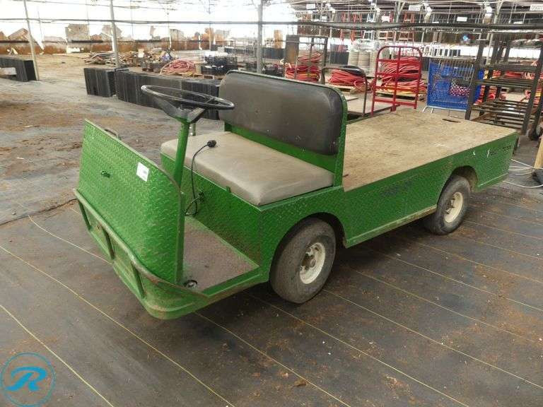 Taylor Dunn  Flatbed Utility Truck