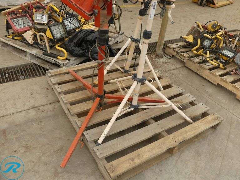 (2) Pallets of Portable Work Lights with Stands - Roller Auctions
