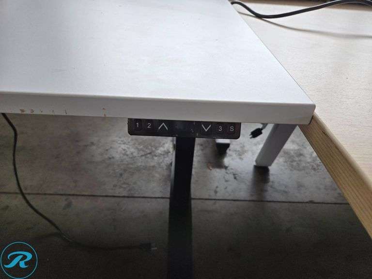 (2) ESI Triumph LX60 Electric Height-Adjustable Desk with 24″ Undermount Power Strip, 60×30 Inches - Roller Auctions