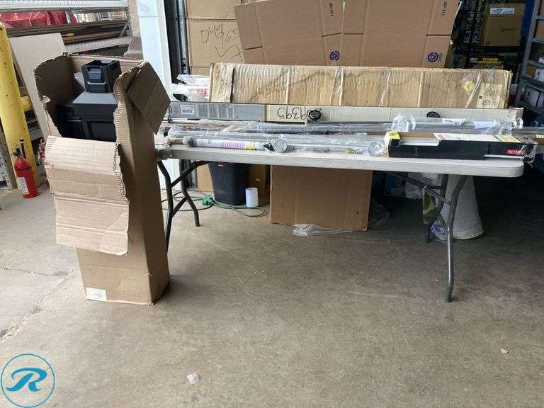 (50) New- Assorted home Supply (door handles, curtain rods, closet hardware) (more than 50 items ) (see photos) - Roller Auctions