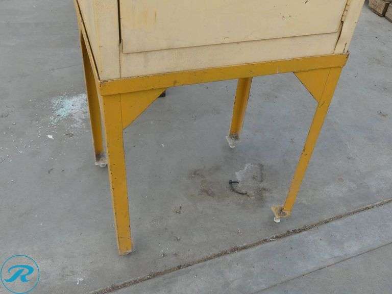 Justrite Flammable Liquid Storage Cabinet, 30-Gallon Capacity - Roller Auctions