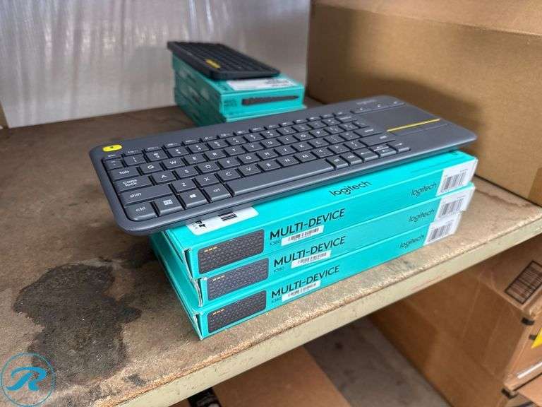 Logitech K400+ and (3) K380 Wireless Multi-Device Keyboards - Roller Auctions