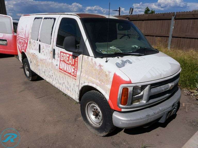 2002  Chevrolet  Express 3500   RWD  Cargo Van 2002  Chevrolet  Express 3500   RWD  Cargo Van - Roller Auctions