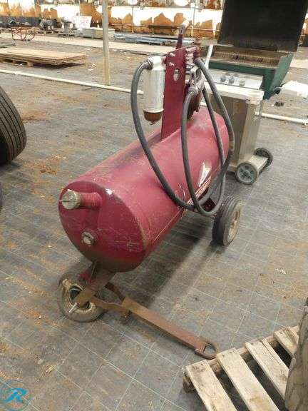 Towable Kerosene Tank - Roller Auctions