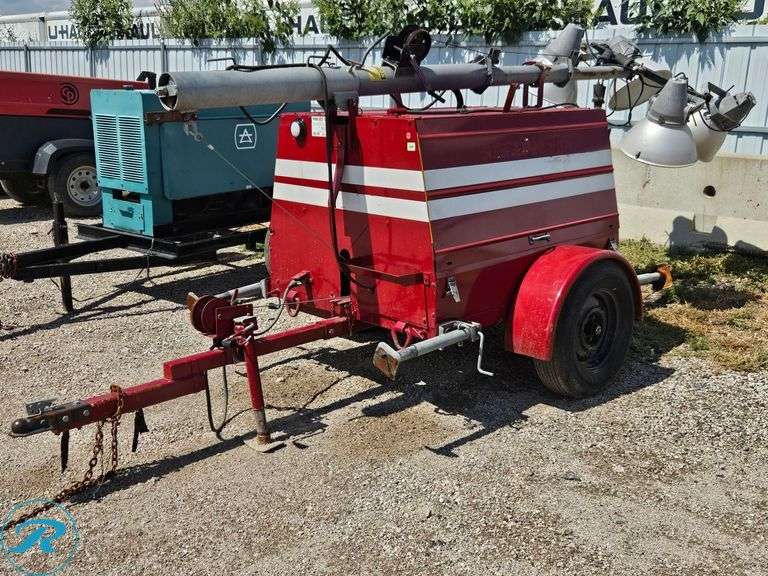 Over-Lowe  Towable Light Tower