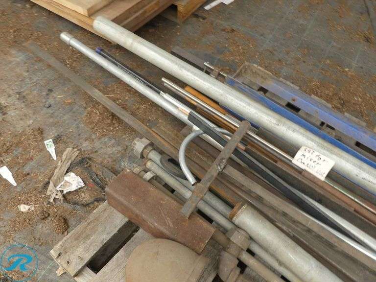 Pallet of Assorted Metal - Roller Auctions