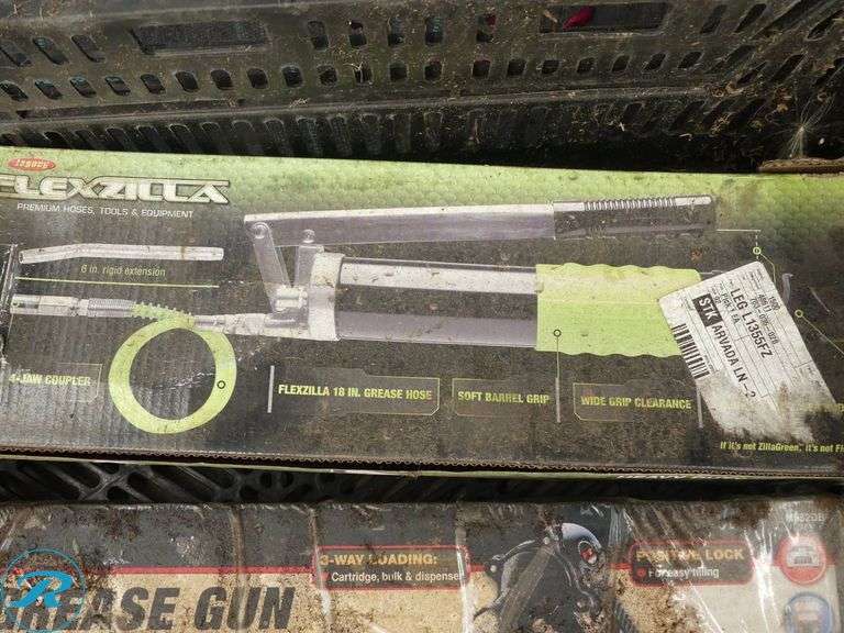 Tray of Grease Guns and Accessories - Roller Auctions
