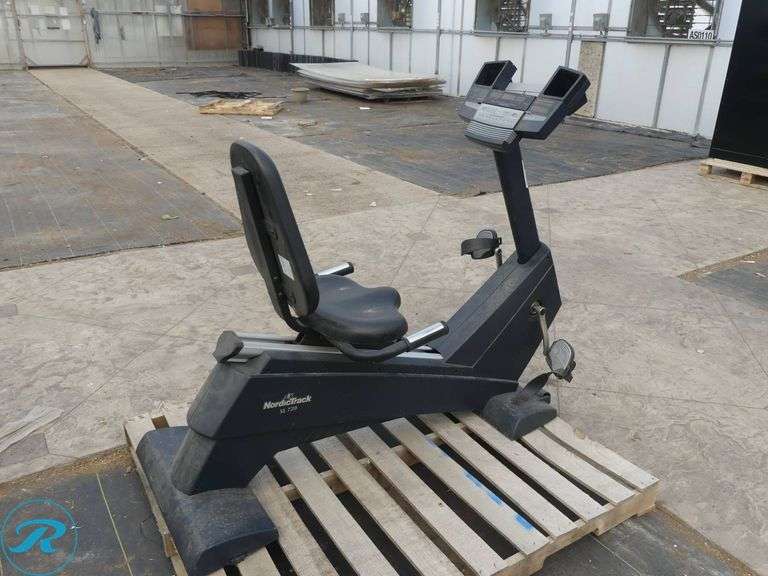 NordicTrack SL 720 Recumbent Exercise Bike (No Power Cord) - Roller Auctions