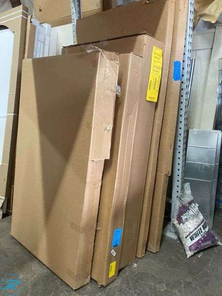 (1) New- Laurel Mountain Jackson 5 -Piece 60-in W x 30-in L x 79-in H Rectangle Alcove shower kit ( Right Drain) Base and Wall White Hardware Included (total of 1) - Roller Auctions