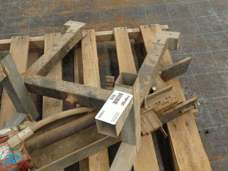 Hydraulic Metal Frame Assembly - Roller Auctions