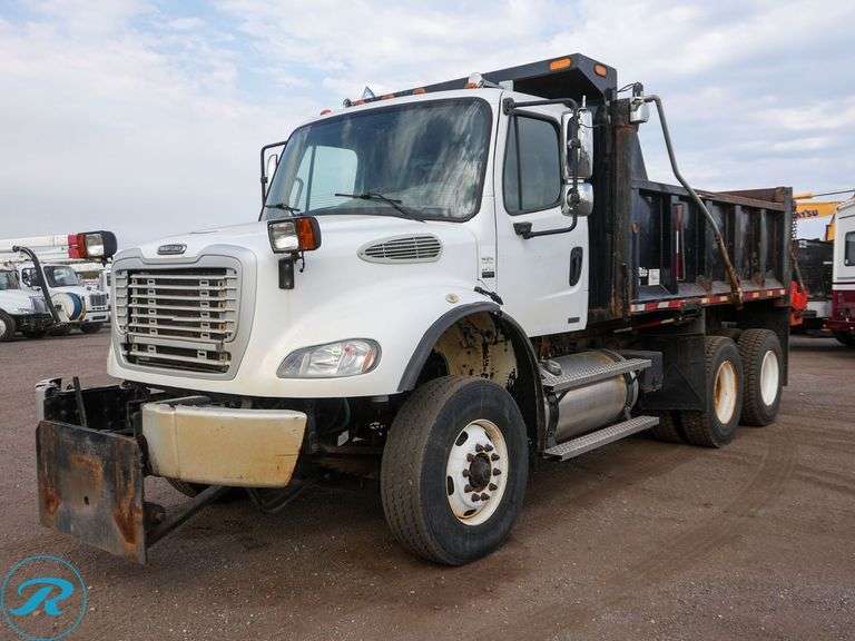 2006  Freightliner  Business Class M2  T/A  Dump Truck