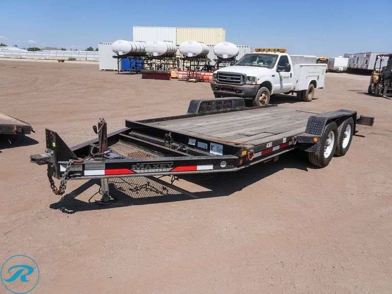 2004  Maxey  T/A Tilt Bed Equipment Trailer