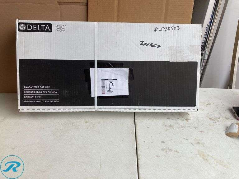 (1) New- Delta Essa Venetian Bronze Single Handle Deck-mount Pull-down Kitchen Faucet with Sprayer ( Deck Plate Included ) (total of 1) - Roller Auctions