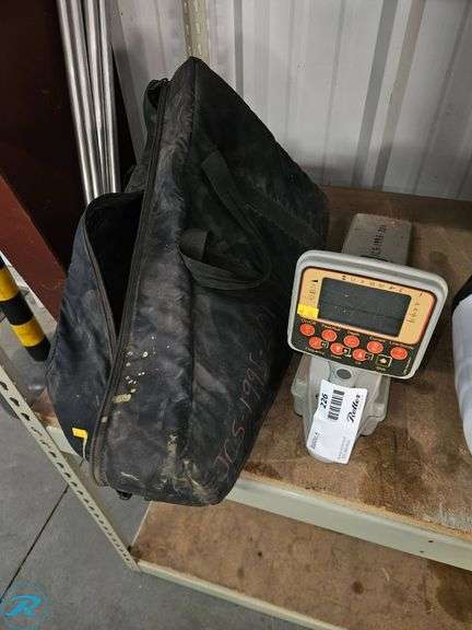 Radiodetection RD400LCTX Compact Transmitter with Carry Case ...