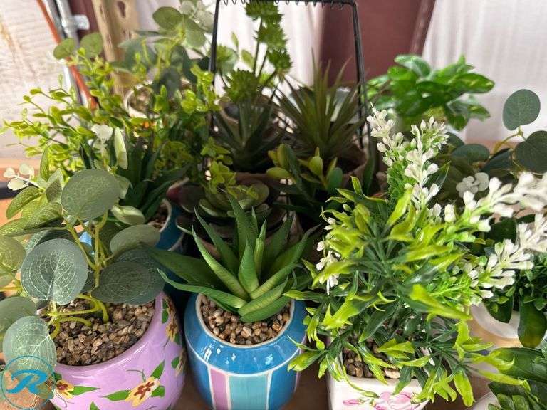 Potted Artificial Plants with Decorative Pots - Roller Auctions