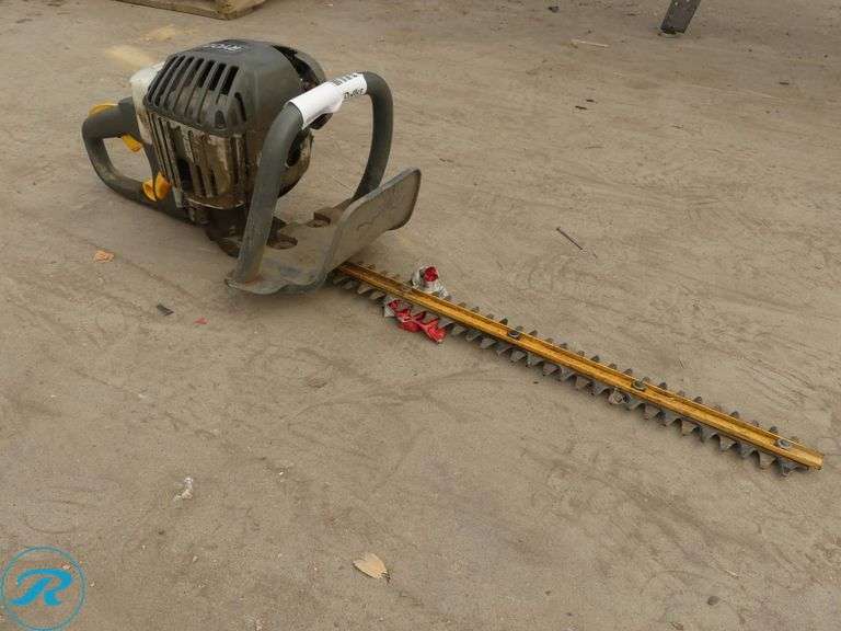 Ryobi HT26 Gas-Powered Hedge Trimmer