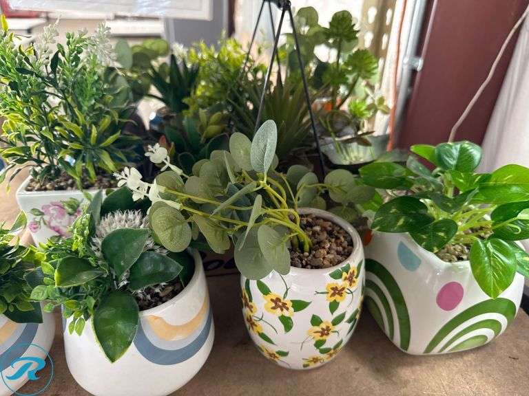 Potted Artificial Plants with Decorative Pots - Roller Auctions