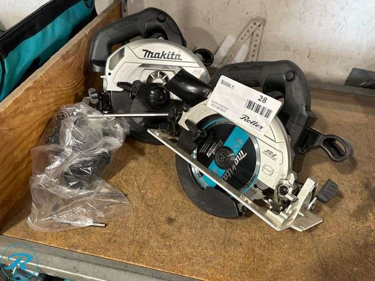 (2) Makita XSH04 18V Circular Saws