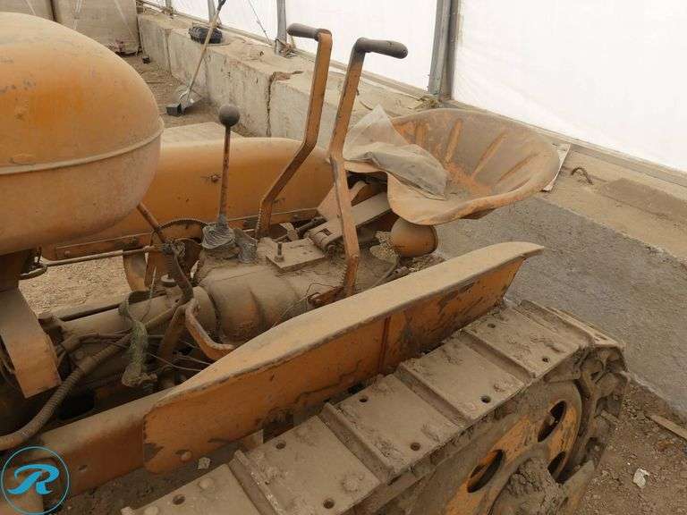 Cleveland Tractor Company Cletrac Crawler Tractor - Roller Auctions