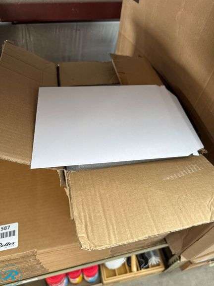 Bankers Box SmoothMove Boxes and Assorted Cardboard Packing Materials - Roller Auctions