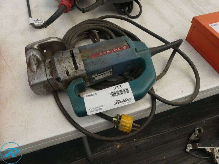 Bosch 0601507034 10-Gauge Sheet Metal Nibbler - Roller Auctions