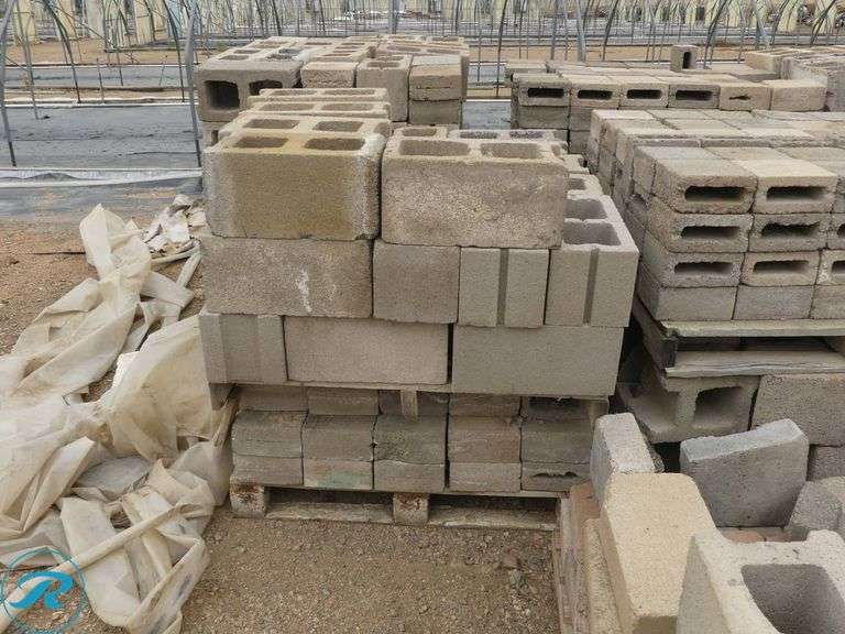 (24) Pallets of Concrete Blocks - Roller Auctions