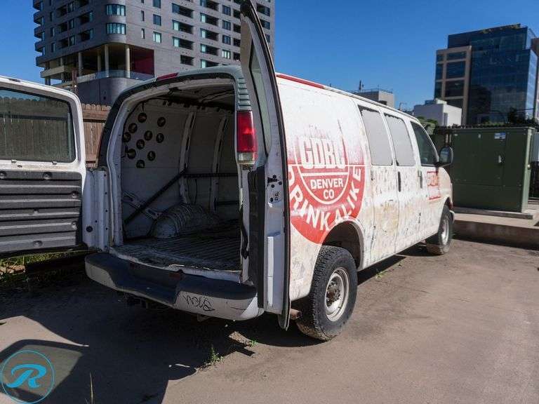 2002  Chevrolet  Express 3500   RWD  Cargo Van 2002  Chevrolet  Express 3500   RWD  Cargo Van - Roller Auctions