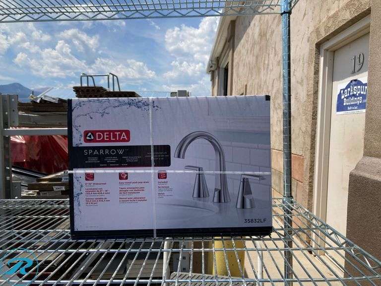 (1) New- Delta Sparrow Chrome Widespread 2-handle WaterSense Mid-arc Residential Handle Bathroom Sink Faucet with Drain (total of 1 faucet) - Roller Auctions