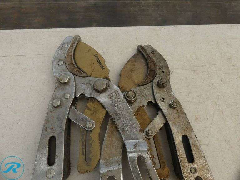 (2) Ratcheting Pruners - Roller Auctions