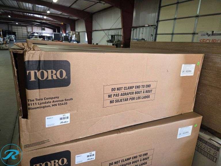 New Toro Model 21611 Electric Walk-Behind Push Lawn Mower - Roller Auctions