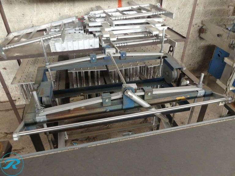 Blackmore Dibbler With Cart of Trays and Plugs (Disassembled, May Be Missing Parts) - Roller Auctions