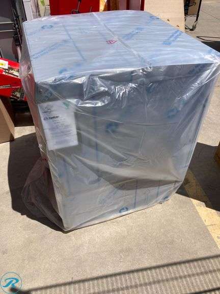 (1) New- Eurodib DSP4DPS 30 -Racks per Hour Stainless steel Undercounter Commercial Dishwasher WOW-Retails for $3899 (Box was open but product is new and packed) See Photos - Roller Auctions