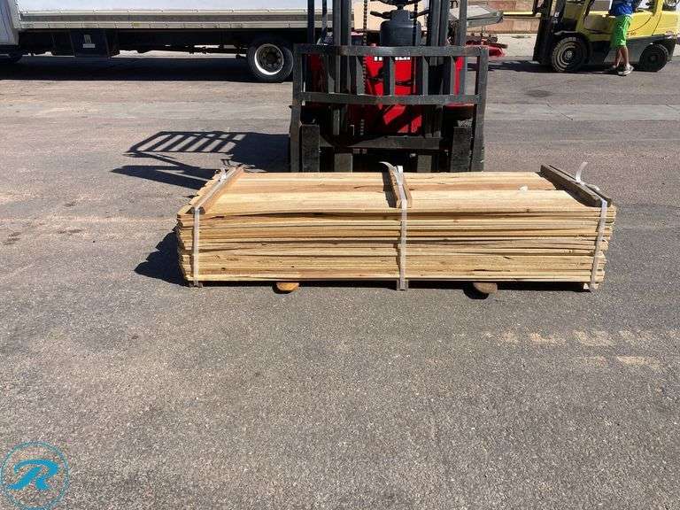 (100) Cedar Dog Ear Fence Pickets 19/32" x 5.5" x 6ft - Roller Auctions