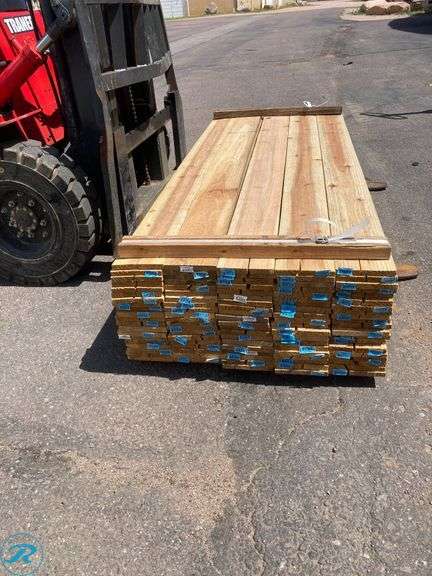 (100) Cedar Dog Ear Fence Pickets 19/32" x 5.5" x 6ft - Roller Auctions