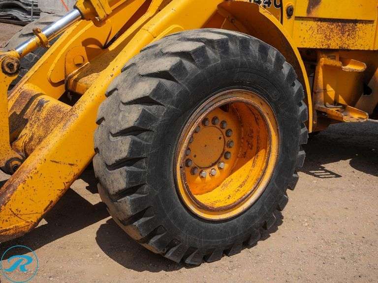 1985 John Deere 544C Wheel Loader - Roller Auctions