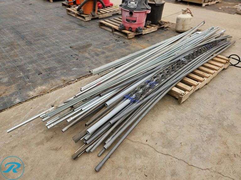 Pallet of Conduit and All-Thread - Roller Auctions