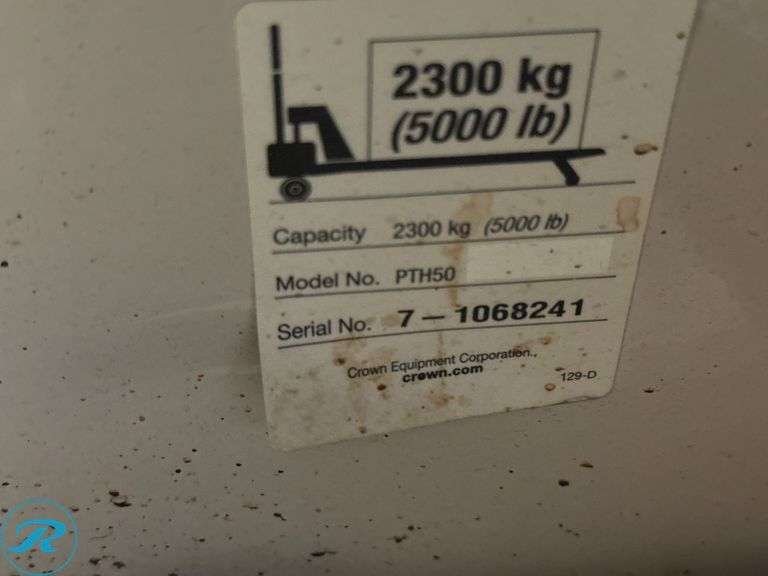 Crown Manual Pallet Truck, 5000 lbs Capacity - Roller Auctions