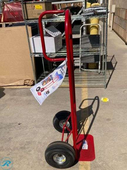 (1) New- Milwaukee 800-lb Capacity 2 -Wheel Red Steel Heavy duty hand truck (Total of 1) - Roller Auctions