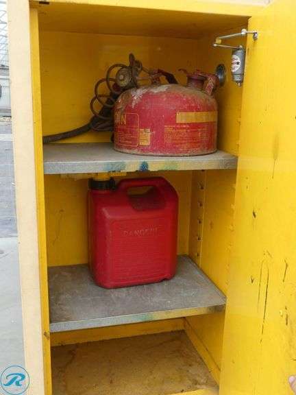 Justrite Flammable Liquid Storage Cabinet, 30-Gallon Capacity - Roller Auctions
