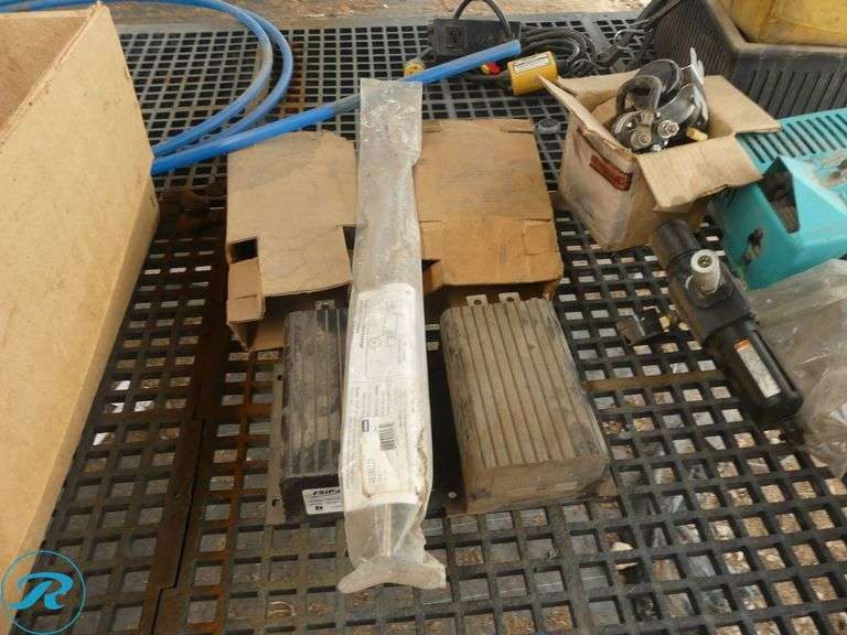 FSIP Motor Controllers, Bag with O’Neill Branding, New Starter, and Air Pump - Roller Auctions