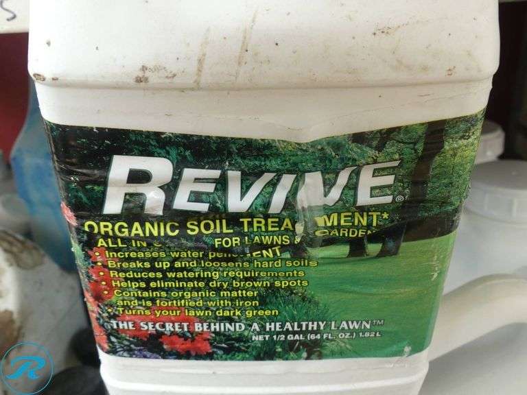 Tray of Spray Additives Including Aircover, Revive, and Mystic SPI Blue - Roller Auctions